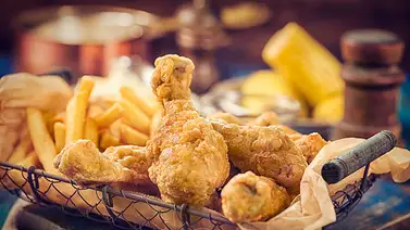 Alitas fritas con salsa agridulce hecha en casa Alitas fritas con salsa agridulce hecha en casa