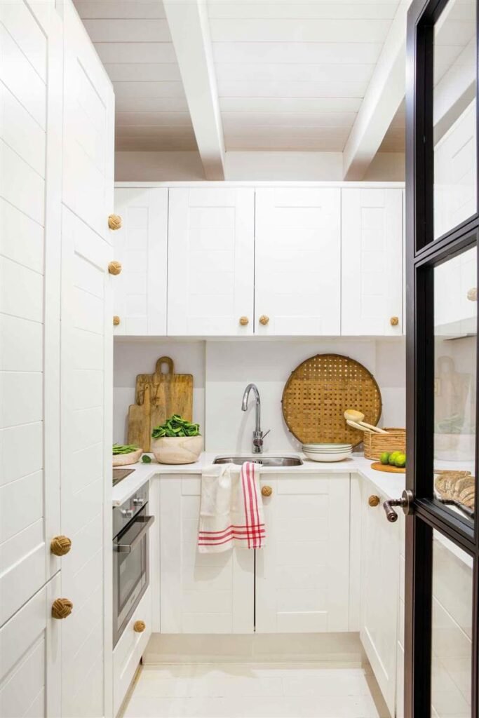 Tipos de pisos para acompañar la cocina blanca Tipos de pisos para acompañar la cocina blanca