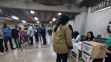 ¡Entérate! Así se desarrollan las elecciones de egresados de la UCV