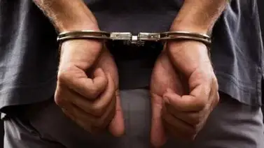 Detienen a hombre tras agredir a su esposa en vía pública de Valencia Detienen a hombre tras agredir a su esposa en vía pública de Valencia