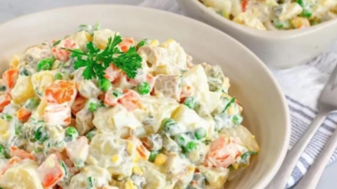 Ensaladilla rusa con fruta