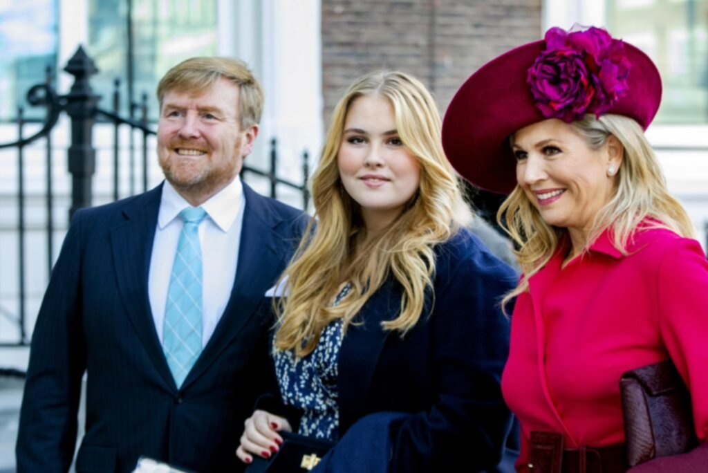 Amalia de Holanda renuncia temporalmente a su mesada Amalia de Holanda renuncia temporalmente a su mesada