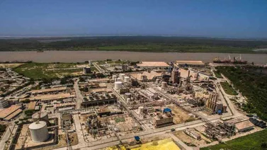 Petro planea devolver Monómeros al Gobierno de Venezuela