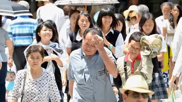 Hospitalizan a 15.000 personas en una semana por fuerte ola de calor en Japón Hospitalizan a 15.000 personas en una semana por fuerte ola de calor en Japón