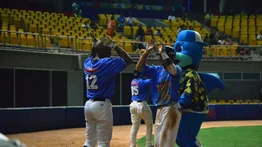 Delfines de La Guaira conquistan la Gerencia del Año en LMBP