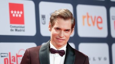 Carlos Baute cancela su gira por dar positivo a COVID-19