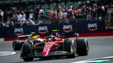 Sainz lideró el segundo entrenamiento libre en Silverstone Sainz lideró el segundo entrenamiento libre en Silverstone
