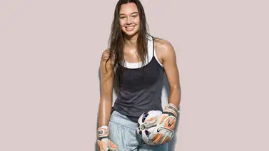 Endler lleva su sexta estrella en el paseo de la fama del fútbol chileno Endler lleva su sexta estrella en el paseo de la fama del fútbol chileno