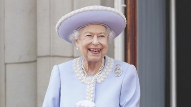Reina Isabel II viaja a Escocia para semana de eventos tradicionales