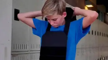 Diseñan chaleco antibalas para los niños en escuelas de Estados Unidos Diseñan chaleco antibalas para los niños en escuelas de Estados Unidos