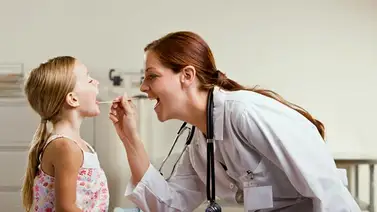 La laringitis, síntomas y complicaciones La laringitis, síntomas y complicaciones