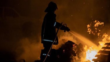 Venezolana muere tras incendio de un edificio en Paraguay