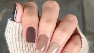 Tonos neutros para una manicura que no pasa de moda Tonos neutros para una manicura que no pasa de moda