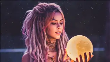 Apóyate en la Luna para resaltar tu belleza Apóyate en la Luna para resaltar tu belleza