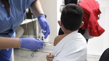 Jornada de vacunación a niños y niñas de la parroquia El Recreo
