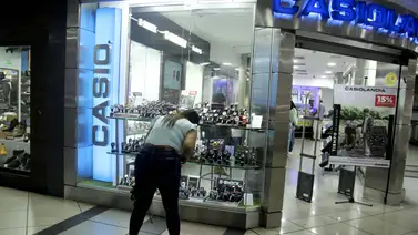 Ropa y zapatos son las "gangas" para el Día del Padre Ropa y zapatos son las "gangas" para el Día del Padre