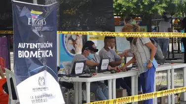 Colombianos en Venezuela empiezan a votar por su presidente en los pasos fronterizos Colombianos en Venezuela empiezan a votar por su presidente en los pasos fronterizos