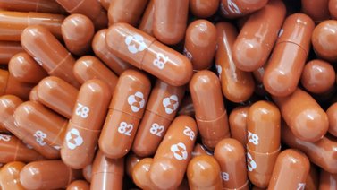 Panamá recibe lote de medicamento antiviral contra el COVID-19