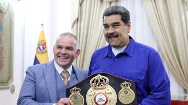 Nicolás Maduro recibe título honorífico como Campeón Mundial de Boxeo