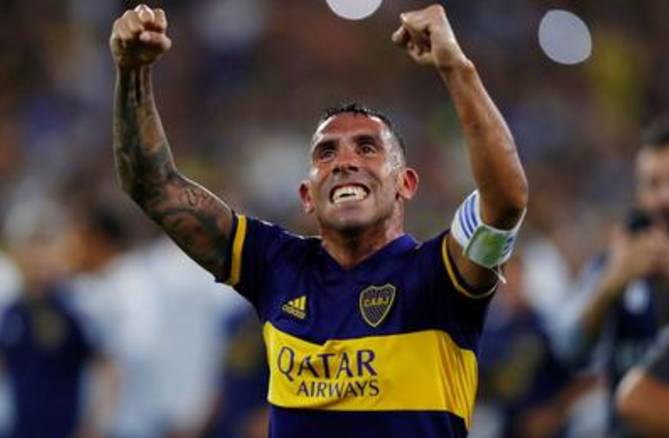 ¡Gracias por todo, Carlitos! Tévez anuncia su retiro como futbolista profesional ¡Gracias por todo, Carlitos! Tévez anuncia su retiro como futbolista profesional