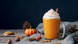 Café de auyama o pumpkin spiced latte