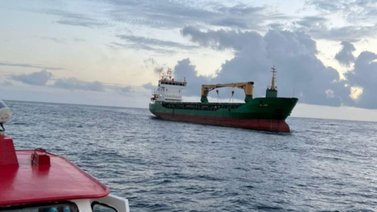 Venezuela recibe 9 náufragos de buque africano
