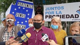 Migrantes protestan ante la Unión Europea y exigen devolución de sus propiedades