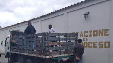 Denuncia en Trujillo: Trasladan a reclusos para las audiencias en un camión