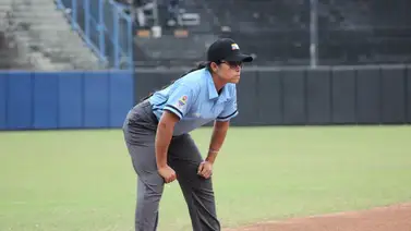 ¡Mujeres al poder! Anabel González es la primera dama en ser umpire de la Liga Mayor ¡Mujeres al poder! Anabel González es la primera dama en ser umpire de la Liga Mayor