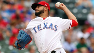 Martín Pérez ganó el segundo juego de la temporada