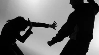 Detenido por golpear y amenazar de muerte a su madre