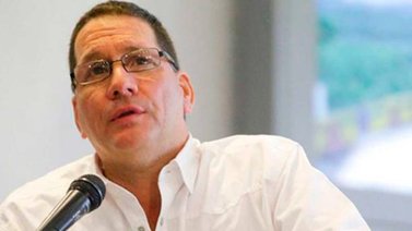 ¿Quiénes podrán comprar acciones de las empresas públicas?