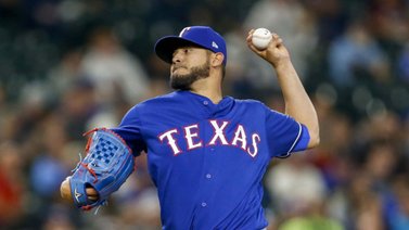 Carlos Carrasco y Martín Pérez triunfan en sus salidas