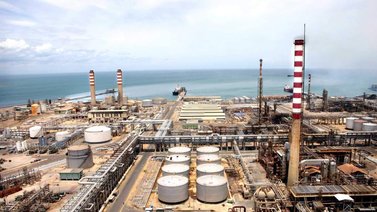 Reuters: Refinería El Palito reactiva producción de crudo