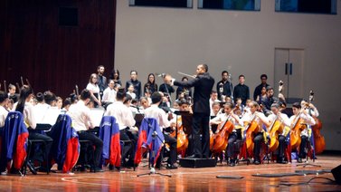 Orquesta Típica Alma Llanera del núcleo Baruta homenajea a las madres
