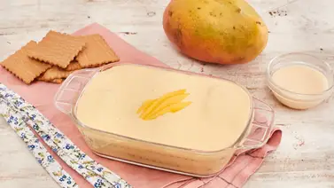 Postre frío: carlota de mango Postre frío: carlota de mango