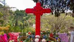 Religiosos celebran el Día de la Cruz de Mayo