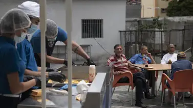 Rotary Altamira Metropolitano da una mano a los abuelos Rotary Altamira Metropolitano da una mano a los abuelos