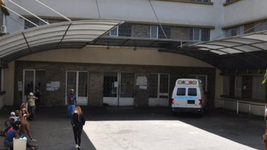 Ocho heridos resultaron tras choque de vehículo contra una vivienda