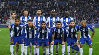 Oporto gana y queda a la espera de Sporting para saber si es campeón