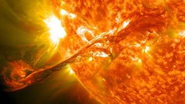 Erupción solar produce niveles muy altos de radiación
