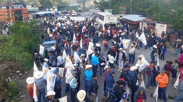 Guatemala cumple segundo día de protestas por alza de precios