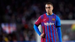 Sergiño Dest se lesiona y no jugará más en la temporada
