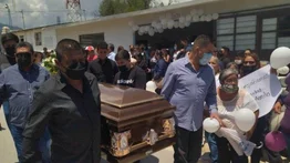 Familiares despidieron a joven mexicana hallada muerta en un tanque de agua