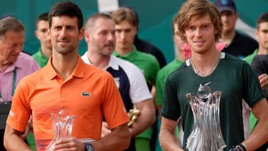 Andréi Rubliov derrota a Novak Djokovic y se queda con el Abierto de Serbia