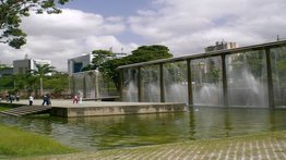 Turquía impulsa proyectos de reforestación en parques de Caracas
