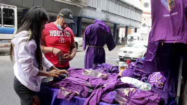 Las promesas al Nazareno se acoplan al "verde" Las promesas al Nazareno se acoplan al "verde"