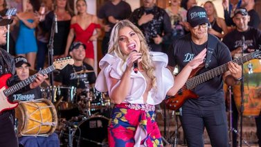 "My Play List" lo nuevo de Diveana "La Reina"