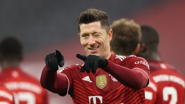 Vinculan a Lewandowski con el Barcelona en Polonia