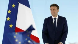 Macron gana primera vuelta de elecciones en Francia e irá a segunda tanda con Le Pen